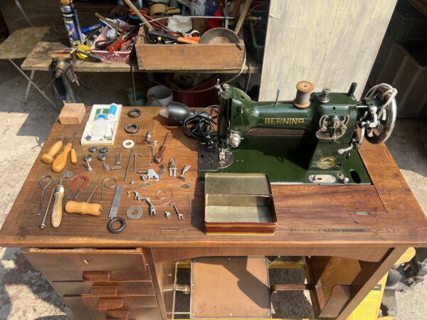 Bernina KL117 - Image 2