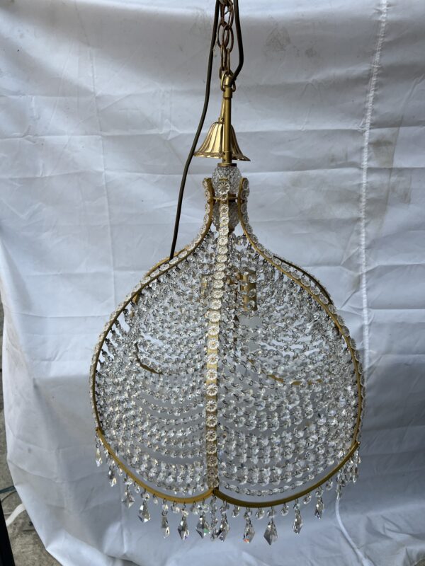 โคมไฟคริสตัล