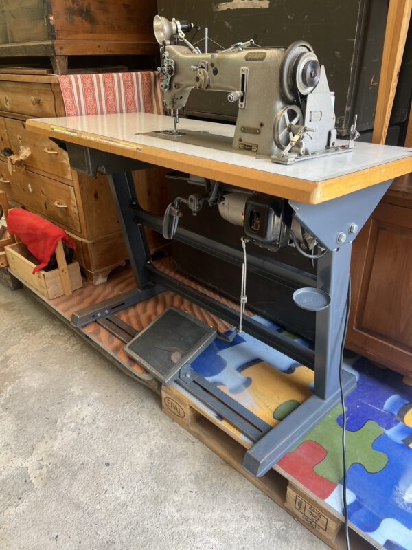 จักรเย็บผ้า PFAFF - Image 2