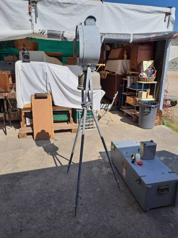 สปอร์ตไลท์ Tilley - Image 6