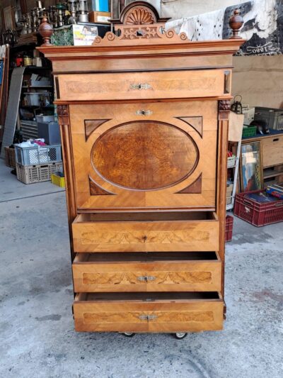 ตู้โชว์