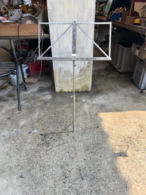 ขาตั้งโน๊ตพับเก็บได้