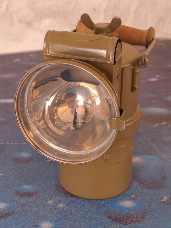 Swiss Army Lamp Decker Neuchatel