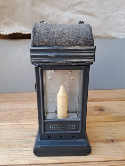 ตะเกียงเทียนทหารSwitzerland