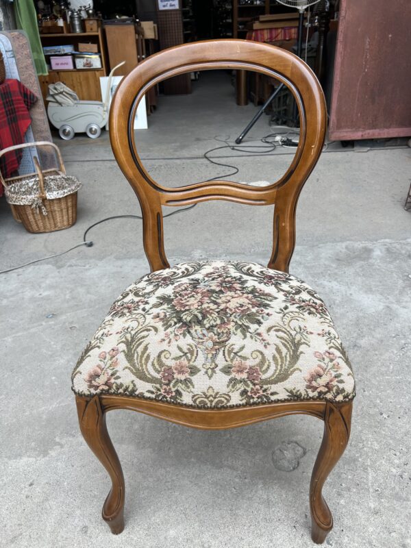 เก้าอี้