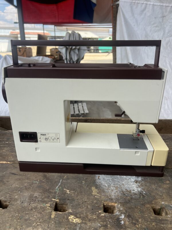 Pfaff Tipmatic 1019 - Image 3