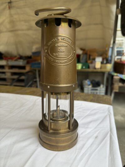 ตะเกียงเหมือง