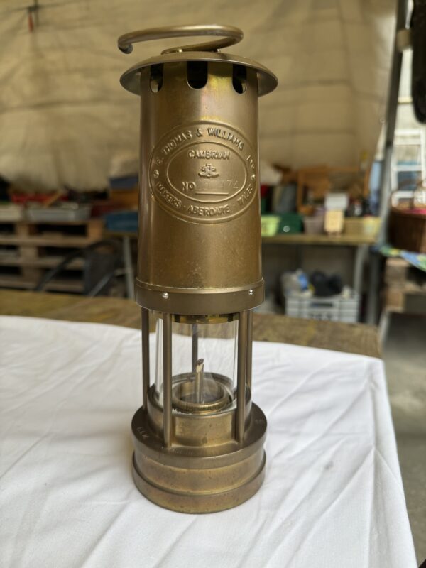 ตะเกียงเหมือง