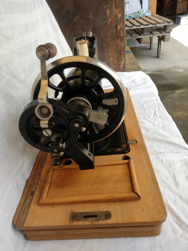 จักรเย็บผ้า Wertheim - Image 2