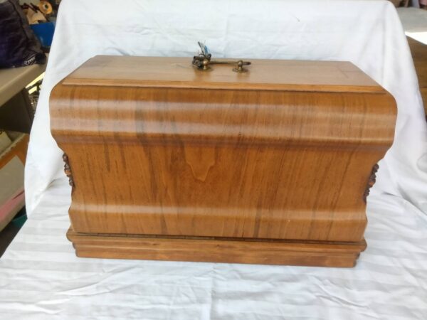 จักรเย็บผ้า Wertheim - Image 3