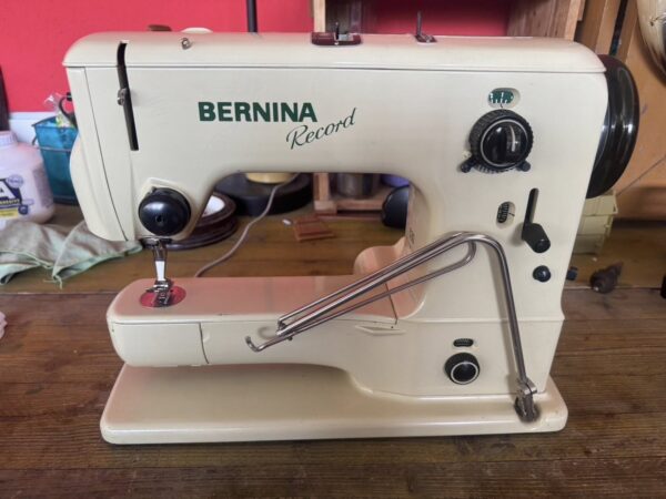 BERNINA RECORD - Image 4