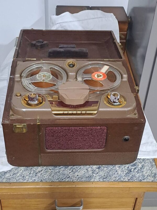 Revere TS-301 Tape Recorder