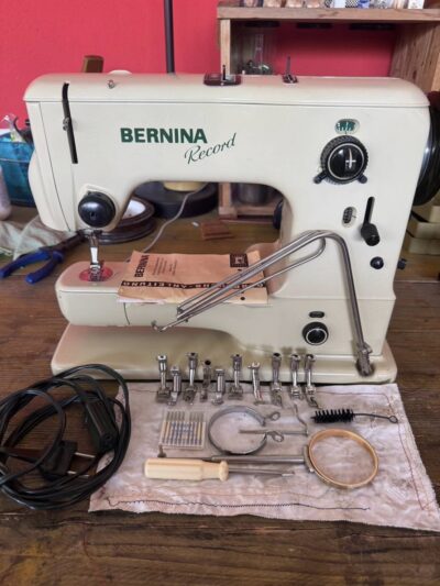 BERNINA RECORD