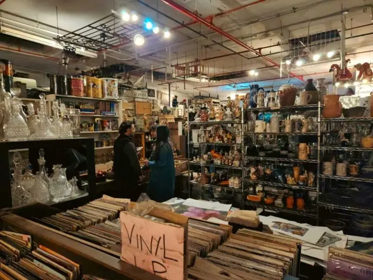 แหล่งซื้อขายของเก่า