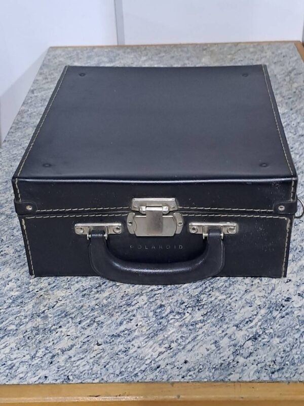 Polaroid 350 - Image 4