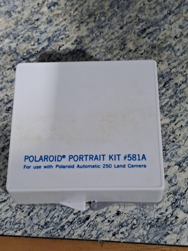 Polaroid 350 - Image 6