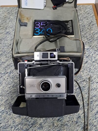 Polaroid 350