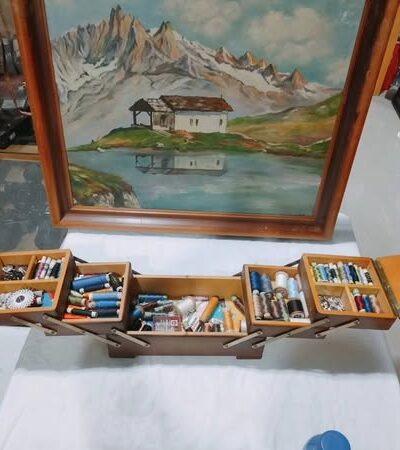 กล่องเก็บอุปกรณ์ตัดเย็บ