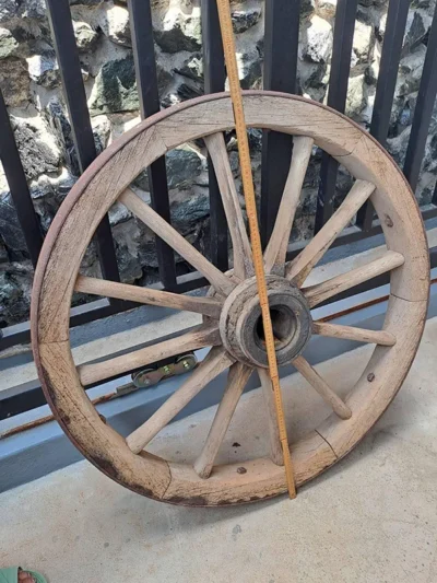 ล้อไม้โบราณ ของแท้