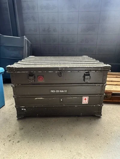 กล่องใส่ของแบบอลูมิเนียมสำหรับทหาร