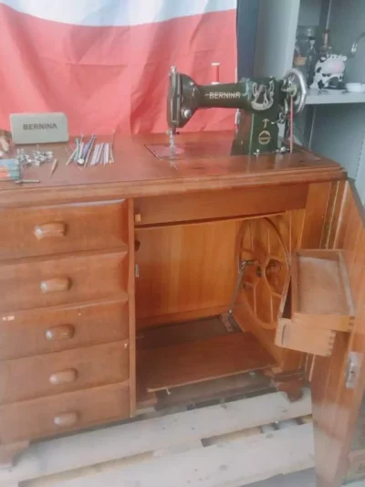 BERNINA 117 สีเขียว