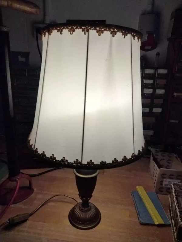 โคมไฟวินเทจฐานทองเหลือง - Image 3