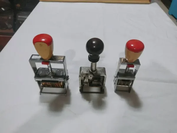 ตรายาง 3 แบบ สายเรโทร - Image 2