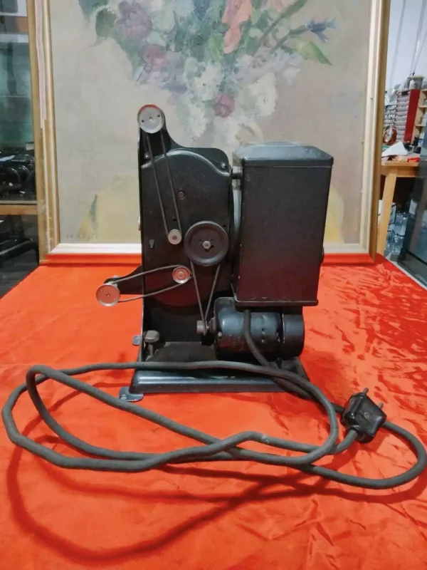 เครื่องฉายสไลด์วินเทจสีดำ - Image 2