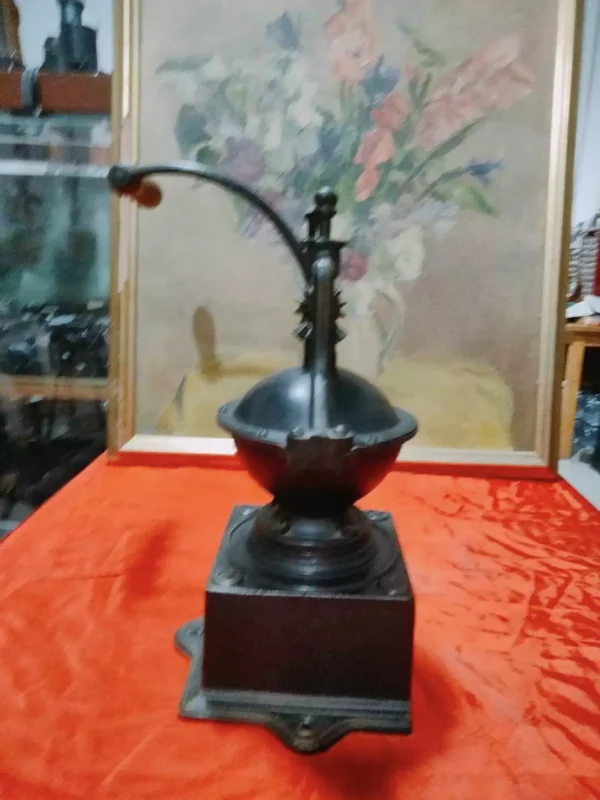 เครื่องบดกาแฟโบราณแบบมือหมุน - Image 4