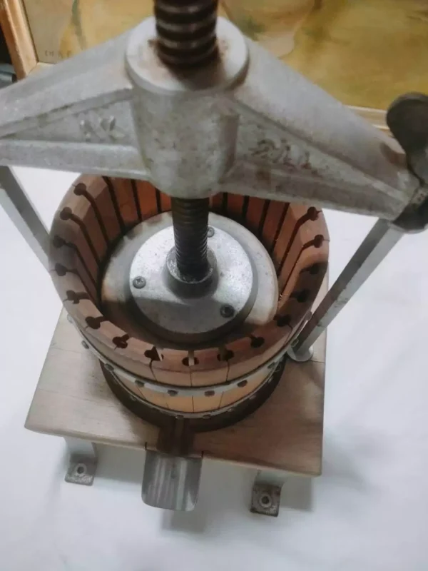 เครื่องบีบผลไม้สไตล์ยุโรปวินเทจ - Image 3